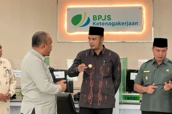 Sijunjung bentuk forum kepatuhan jaminan sosial