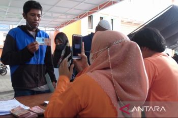 KCU Pos Makassar salurkan BLT BBM ke sejumlah pulau di Sulsel