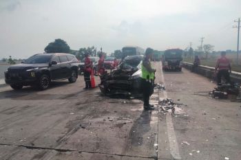 13 kendaraan kecelakaan beruntun di tol Pejagan-Pemalang, seorang tewas