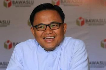 Penjual koran di Terminal Aur Kuning itu kini jadi komisioner Bawaslu