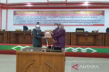 DPRD dan Pemkab Barsel sepakati dua raperda menjadi perda