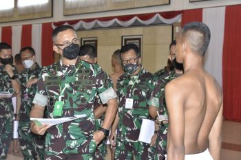 137 Pemuda Wilayah Kodam XIII/Merdeka ikuti seleksi akhir penerimaan prajurit