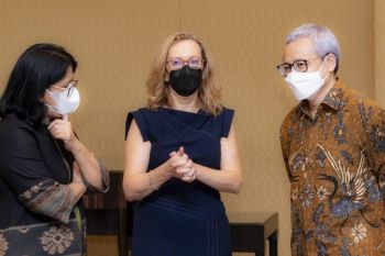 CEPI opens global vaccine network for Indonesia's pharmacy industry