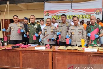 Wakapolda Papua: Pendemo bawa bom rakitan dopis