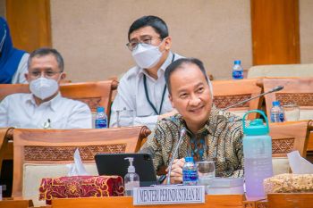 Industri farmasi diminta lakukan uji bahan baku obat