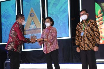 Raih WTP 10 kali berturut-turut, Menkeu beri reward ke Bupati Meranti
