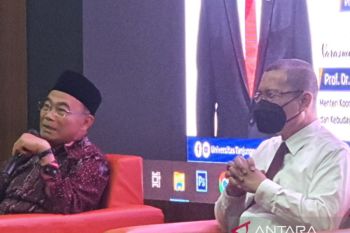 Minister supports internet signal improvement in W Kalimantan border