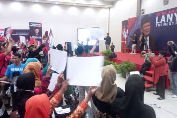 Relawan di Madiun mendeklarasikan LaNyalla Mattalitti sebagai capres 2024