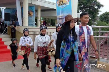 Ini aksi penyandang disabilitas di "Fashion Week"
