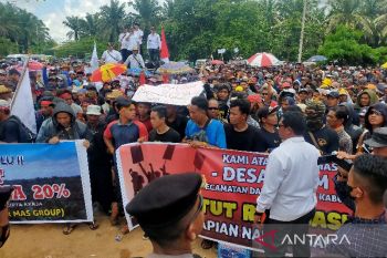 Ribuan warga Seruyan lakukan aksi damai tuntut realisasi plasma