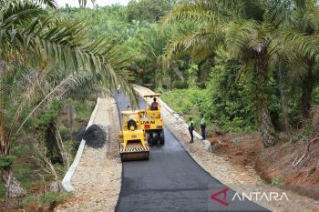 Trans Lubuk Ubai Pesisir Selatan bebaskan 6.500 jiwa dari Isolasi