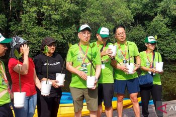 500 bibit baru hiasi Taman Wisata Alam Mangrove Jakarta Utara