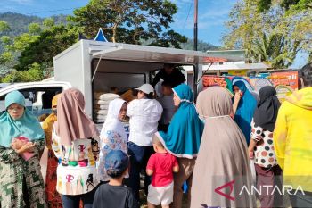3.272 ton beras disalurkan Bulog lewat program KPSH 2022 di Sumbar