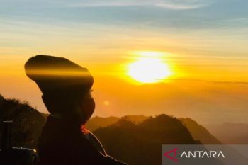 Aktivitas Bromo meningkat, kunjungan wisatawan tak terpengaruh