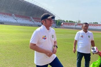 Gubernur Sumsel minta swasta aktif dalam program Gerakan Satu Juta Bola