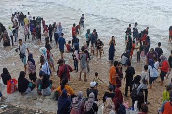 SAR Satlinmas Gunungkidul imbau wisatawan mematuhi imbauan petugas