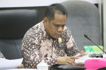 Legislator minta pembersihan ruas jalan menjadi perhatian pemkab