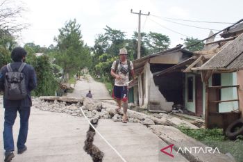 Pergeseran tanah Bogor berpotensi "telan" bangunan