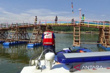 Nenek tenggelam di sungai belum ditemukan