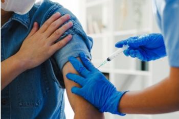 Ministry provides COVID-19 vaccination service to foreign nationals