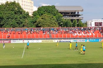 Sulut United kalahkan Persewar 3-2