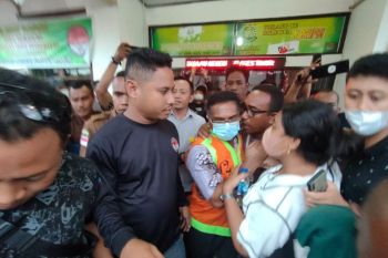 Bupati Flores Timur nonaktifkan sekda akibat korupsi dana COVID-19
