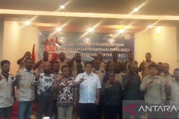 Pemuda  Papua pendamping lapangan harus melek digital