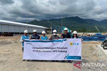 PT Charoen Pokhphanpercayakan layanan premium PLN