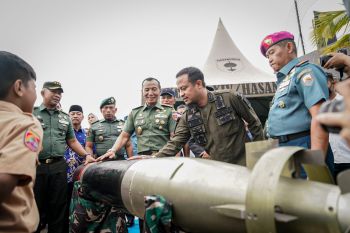 Gubernur Sulsel mengapresiasi pameran sistem kesenjataan TNI