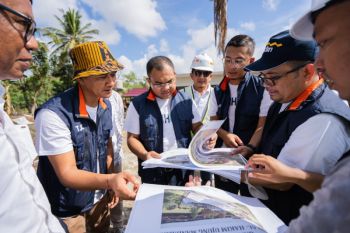 Bakti BUMN menanam ribuan pohon di jalan bypass Lombok