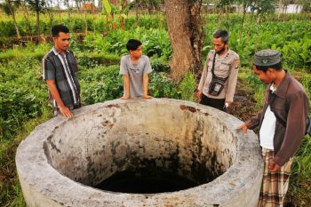 Ingin bilas badan usai main hujan, siswa SD di Lotim tewas nyemplung ke sumur