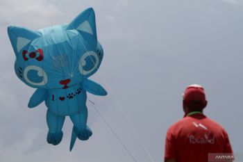 Festival layang-layang internasional di Surabaya