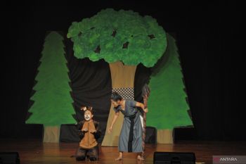 Pelajar di Bali ikuti kontes operet sebagai kegiatan seni