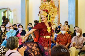 Peragaan busana batik di Taipei tuai sambutan hangat media Taiwan