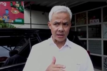 Ganjar minta 35 pemerintah kabupaten/kota di Jateng serap produk pertanian