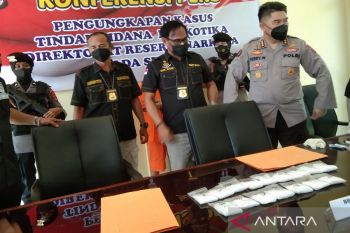 Polda Sultra tangkap kurir sabu-sabu jaringan Sulawesi Barat
