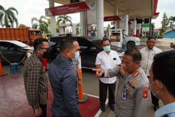 Tinjau langsung SPBU, Pertamina Patra Niaga Regional Sumbagsel dukung penuh Polda Sumsel awasi distribusi BBM subsidi