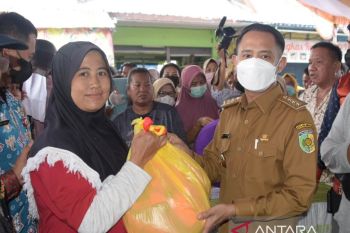 Pemkot Palangka Raya salurkan 2.000 paket sembako murah