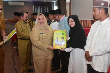 Bupati : Penyuluh agama di Bengkalis harus menjadi sumber informatif