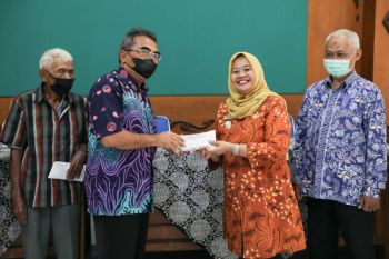 Pemkab Sleman berikan bansos bagi sejumlah korban bencana kebakaran
