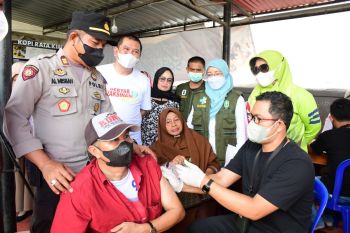 Gebyar Vaksinasi Pemkab Sinjai disambut antusias warga setempat