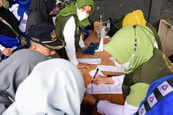 Gebyar Vaksinasi COVID-19 di Sinjai lampaui target