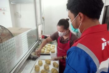 Lapas Perempuan Palembang terima bantuan alat pembuatan kue dari Pertamina
