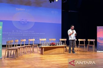 Film can be medium for discussing cultural differences: Ministry