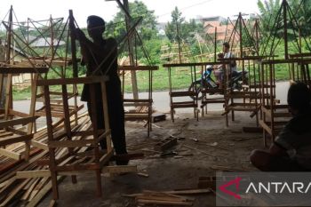 Tradisi panjang mulud di Serang