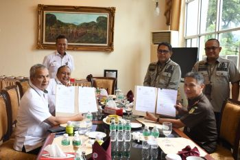 Semen Padang-Kejati Sumbar kerja sama penanganan masalah hukum