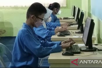 Pemkot Batam minta sekolah pastikan kesiapan jelang ANBK SD 2022