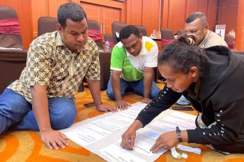 USAID Kolaborasi beri pelatihan kebijakan bagi 20 warga asli Papua