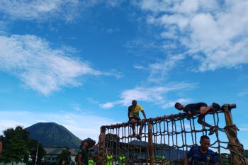 Wadan Rindam ajak peserta "5K Obstacle Run" sportivitas