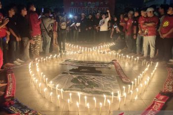 Suporter deklarasi sepak bola damai di Makassar